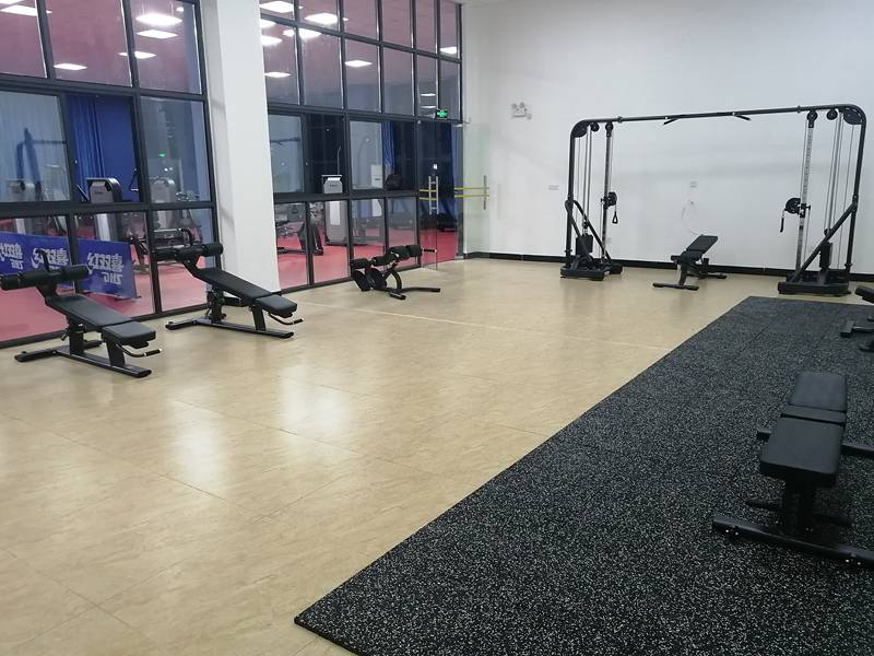 企事业单位健身房器材,单位职工健身房器材-广西快盈VIII体育健身器材有限公司